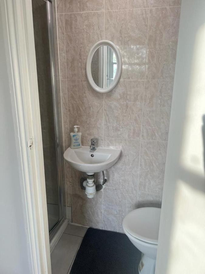 Lovely First Floor Flat-2 Londres Extérieur photo